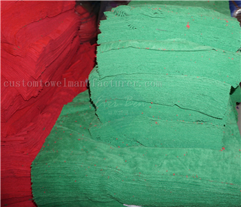 China Bulk industrial cleaning cloths Factory Custom Green Microfiber Fast Dry Car Washing Towel Supplier